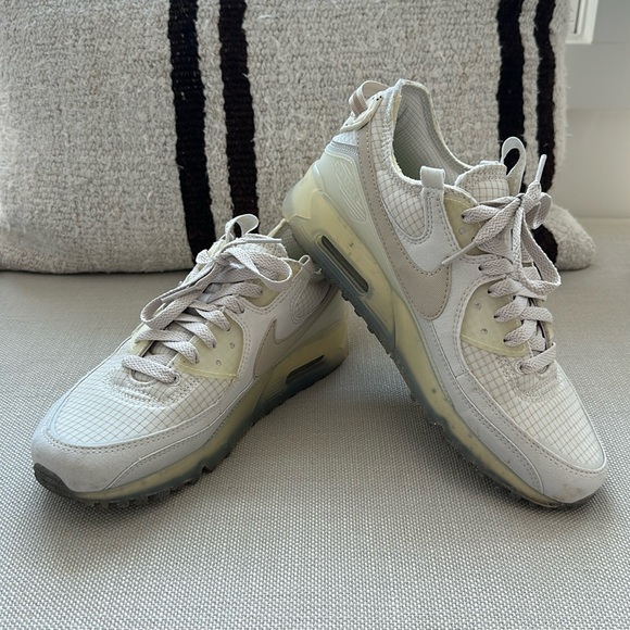 Nike - Air Max Terrascape 90 ripstop, felt and mesh sneaker - Beige - WMS 8.5 - Picture 4 of 10